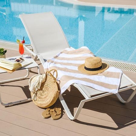 Welikehotel Triton Beach (Adults Only) Кала Ратьяда Экстерьер фото