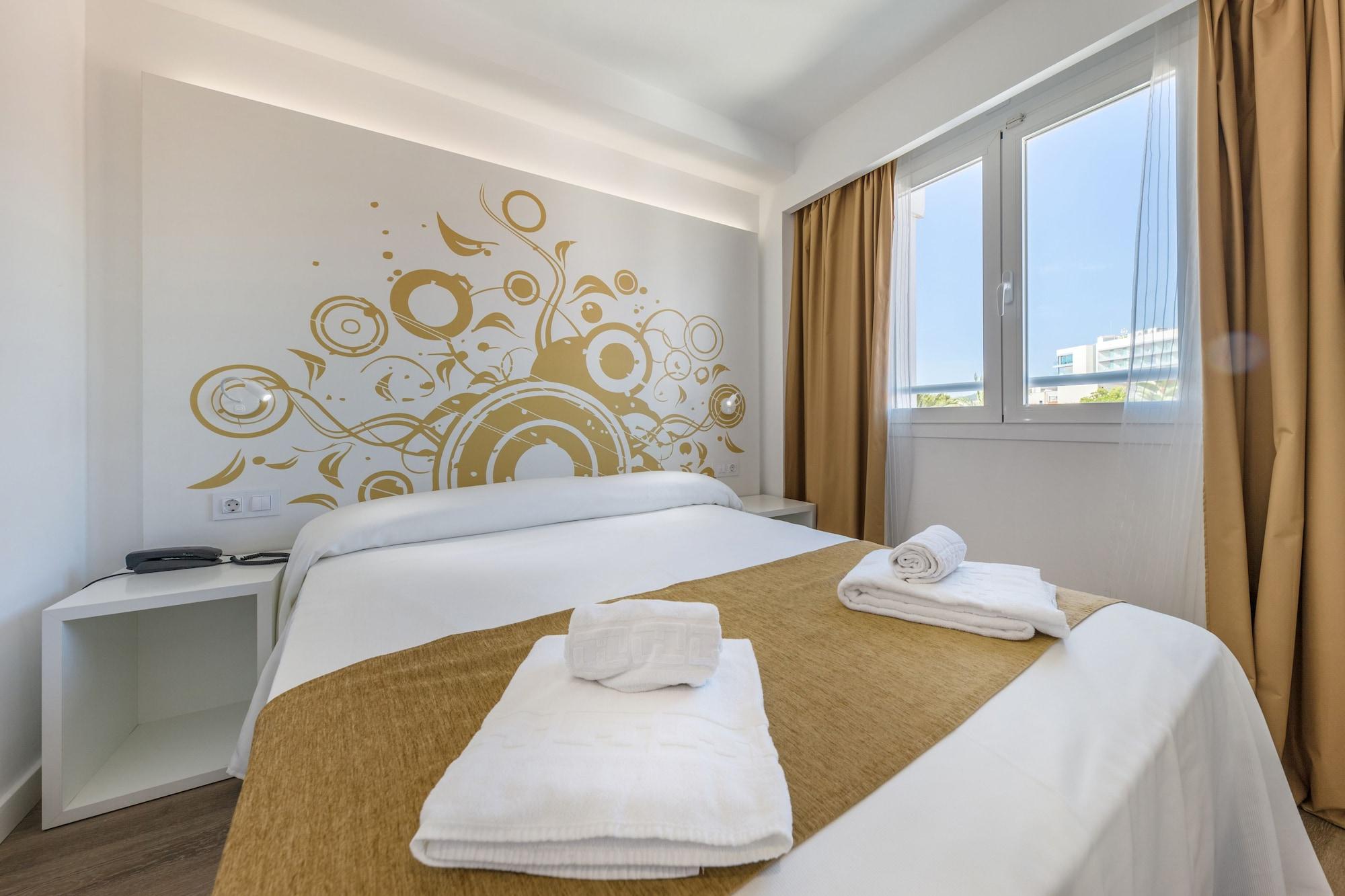 Welikehotel Triton Beach (Adults Only) Кала Ратьяда Экстерьер фото