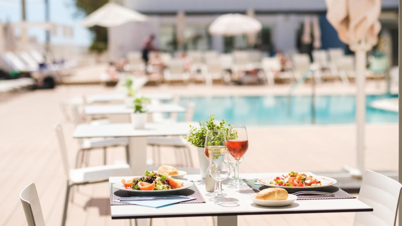 Welikehotel Triton Beach (Adults Only) Кала Ратьяда Экстерьер фото