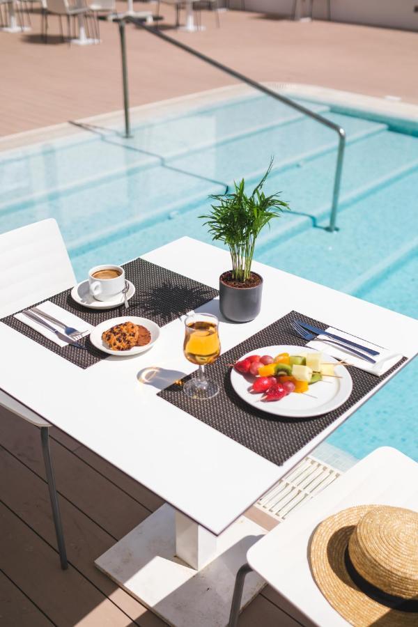 Welikehotel Triton Beach (Adults Only) Кала Ратьяда Экстерьер фото